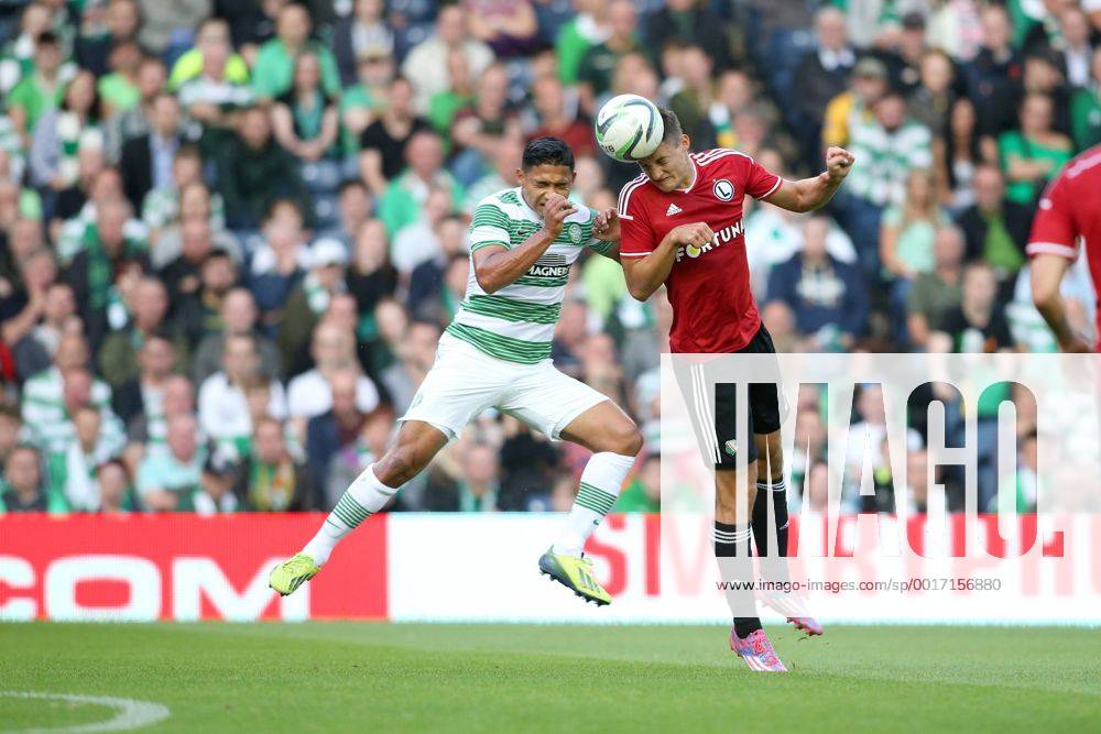UEFA CHAMPIONS LEAGUE SECOND LEG THIRD ROUND QUALIFICATION MATCH IN EDINBURGH: CELTIC GLASGOW - LEGIA WARSAW E IZAGUIRRE MICHAL ZYRO D09R0918