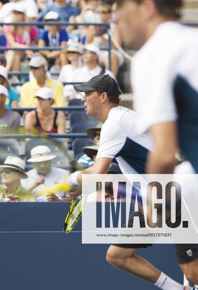 TENNIS - ATP, US Open 2014 NEW YORK CITY,NEW YORK,USA,01.SEP.14 - TENNIS - ATP Tennis Herren World Tour, US Open 2014, Grand Slam, Flushing Meadows, doubles. Image shows Bob and Mike Bryan (USA).