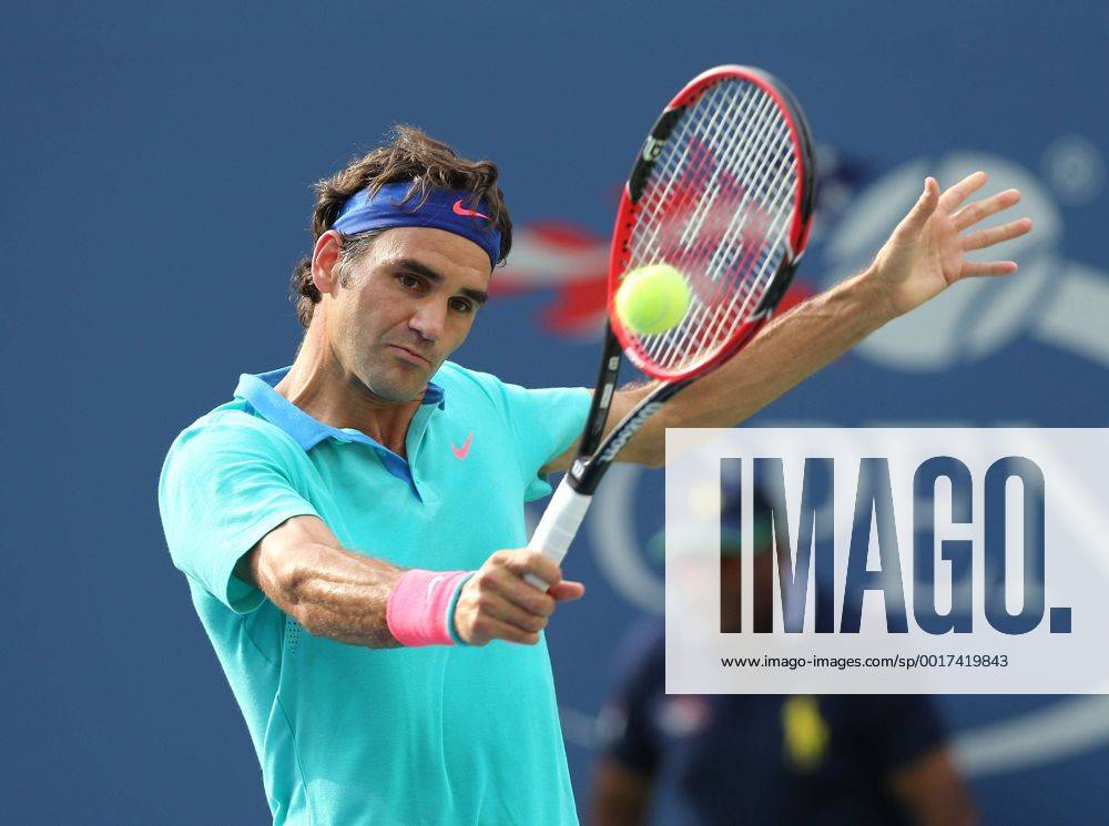US Open 2014, USTA Billie Jean King National Tennis Center, Flushing Meadows, New York,ITF Grand Slam Tennis Tournament, Semi Finale,Herren, Roger Federer (SUI),Aktion,Einzelbild, ,Querformat,