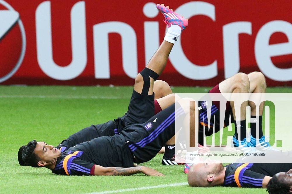 Anderlecht s Matias Suarez pictured during a training session of Belgian soccer team RSC Anderlecht in the Tuk Telekom Arena in Istanbul, Monday 15 September 2014. VIRGINIExLEFOUR premiumd 22001