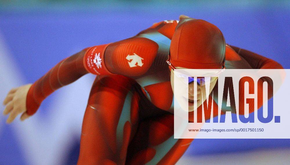 Feb 24, 2002; Salt Lake City, UT, USA; Canada s Clara Hughes fights off pain to bear down on final laps of women s 5,000-metre speed skating event. Former Olympic cycling medallist was third.. OLYMPICS 2002 Salt Lake City - ZUMAt14_