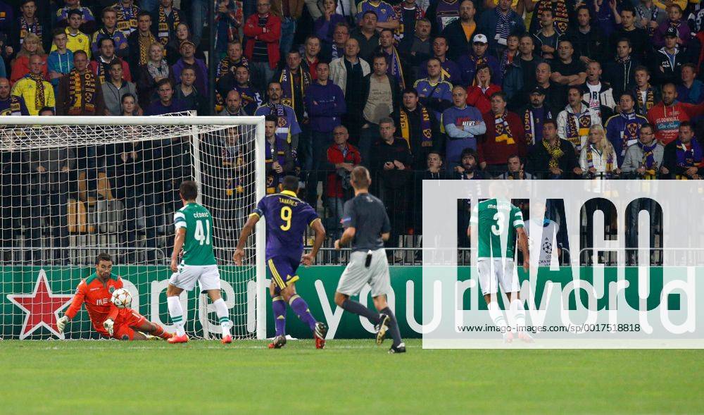 SOCCER - CL, Maribor vs Sporting MARIBOR,SLOVENIA,17.SEP.14 - SOCCER - UEFA Champions League, group stage, NK Maribor vs Sporting Clube de Portugal. Image shows Rui Patricio, Cedric (Sporting), Marcos Tavares (Maribor) and Mauricio (Sporting).