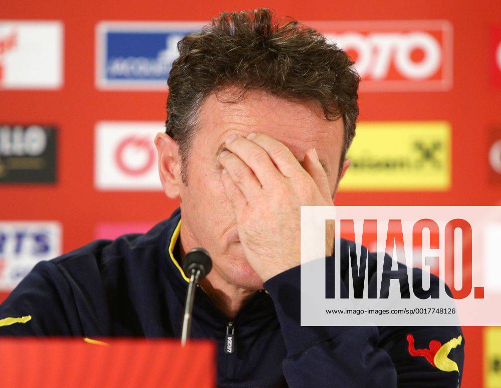 SOCCER - UEFA EURO 2016, qualification, AUT vs MNE, preview VIENNA,AUSTRIA,11.OCT.14 - SOCCER - UEFA European Championship 2016, European Qualifiers, OEFB international match, Austria vs Montenegro, preview, press conference of team MNE. Image shows head coach Marko Vesovic (MNE).