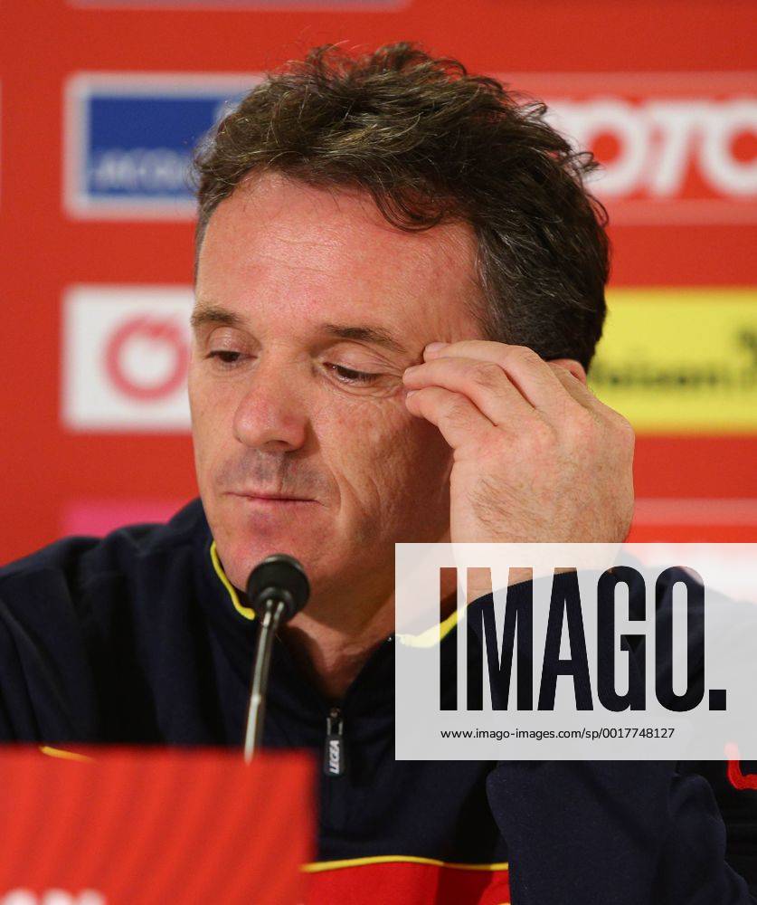 SOCCER - UEFA EURO 2016, qualification, AUT vs MNE, preview VIENNA,AUSTRIA,11.OCT.14 - SOCCER - UEFA European Championship 2016, European Qualifiers, OEFB international match, Austria vs Montenegro, preview, press conference of team MNE. Image shows head coach Marko Vesovic (MNE).