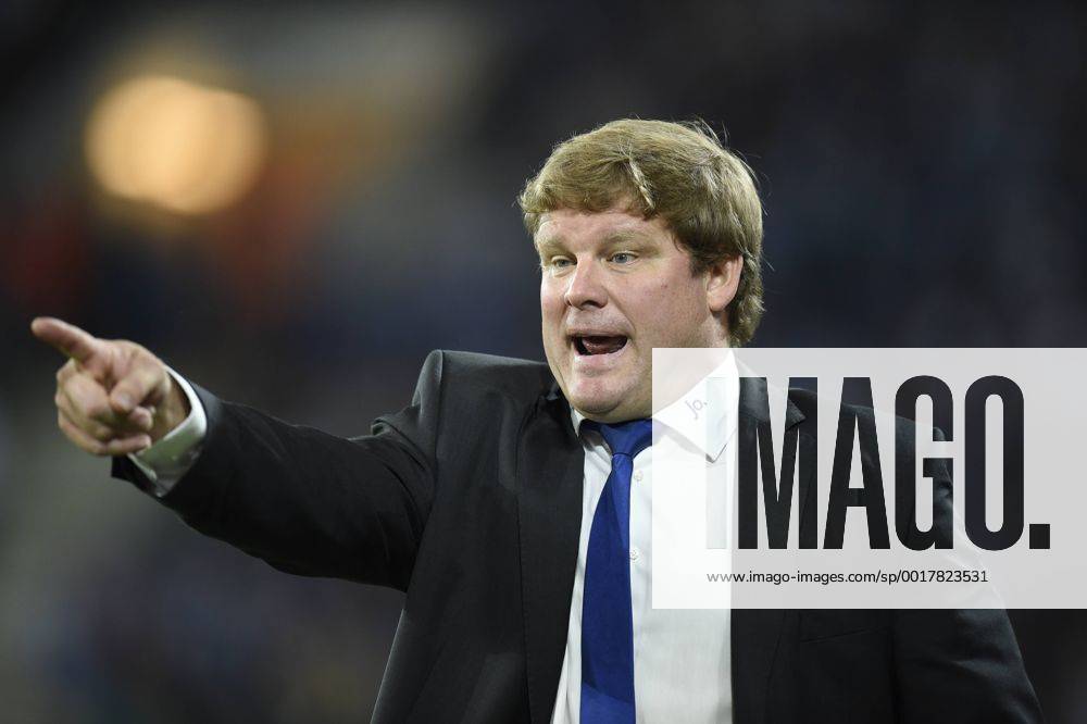 - GENT, BELGIUM: Gent s head coach Hein Vanhaezebrouck reacts during the Jupiler Pro League match between AA Gent and Charleroi, in Gent, Saturday 18 October 2014, on day 11 of the Belgian soccer championship. JOHNxTHYS 04484843