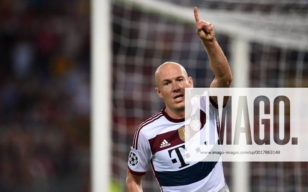 FUSSBALL CHAMPIONS LEAGUE SAISON 2014 2015 Vorrunde AS Rom - FC Bayern München 21.10.2014 Torjubel: Arjen Robben (FC Bayern München)