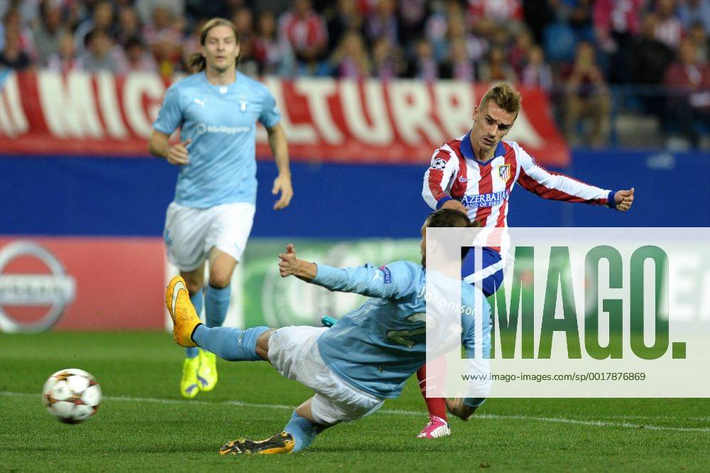 Atletico de Madrid Forward, Antoine Griezmann - GRIEZMANN, number 7 celebrates after scoring a goal (3,0). Malmo FF Defender, Filip Helander - FILIP HELANDER, number 4. Malmo FF Midfielder, Erdal Rakip - ERDAL RAKIP, number 5. Malmo FF Midfielder, Erik Johansson - ERIK JOHANSSON, number 21. Round 3 of the CHAMPIONS league, soccer match between Atletico de Madrid - Malmo FF at the Vicente Calderon estadium, Madrid - Spain by October 22, 2014. PHOTO: MIguelLopez.