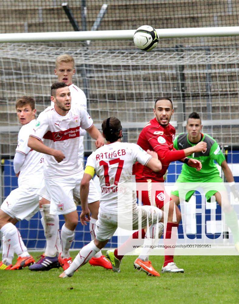 VfB Stuttgart II 03.05.2014, Fussball, 3.Liga, VfB Stuttgart II - SSV Jahn 2000 Regensburg (1:1): v.l. Lukas Kiefer, Tobias Rathgeb (beide VfB Stuttgart II).