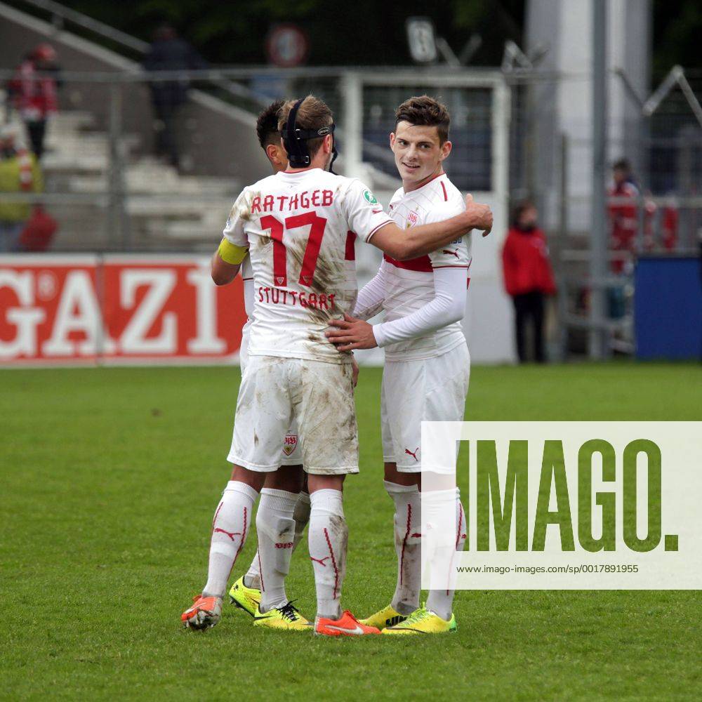 VfB Stuttgart II 03.05.2014, Fussball, 3.Liga, VfB Stuttgart II - SSV Jahn 2000 Regensburg (1:1): v.l. Tobias Rathgeb, Tim Leibold (beide VfB Stuttgart II).