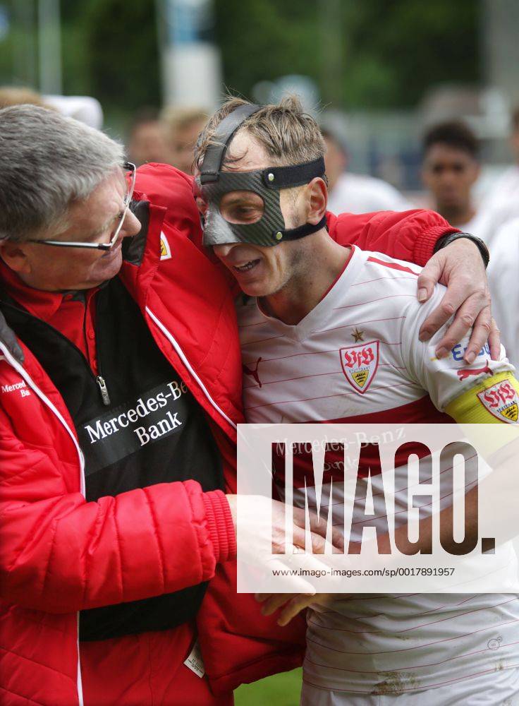 VfB Stuttgart II 03.05.2014, Fussball, 3.Liga, VfB Stuttgart II - SSV Jahn 2000 Regensburg (1:1): re. Tobias Rathgeb (VfB Stuttgart II).