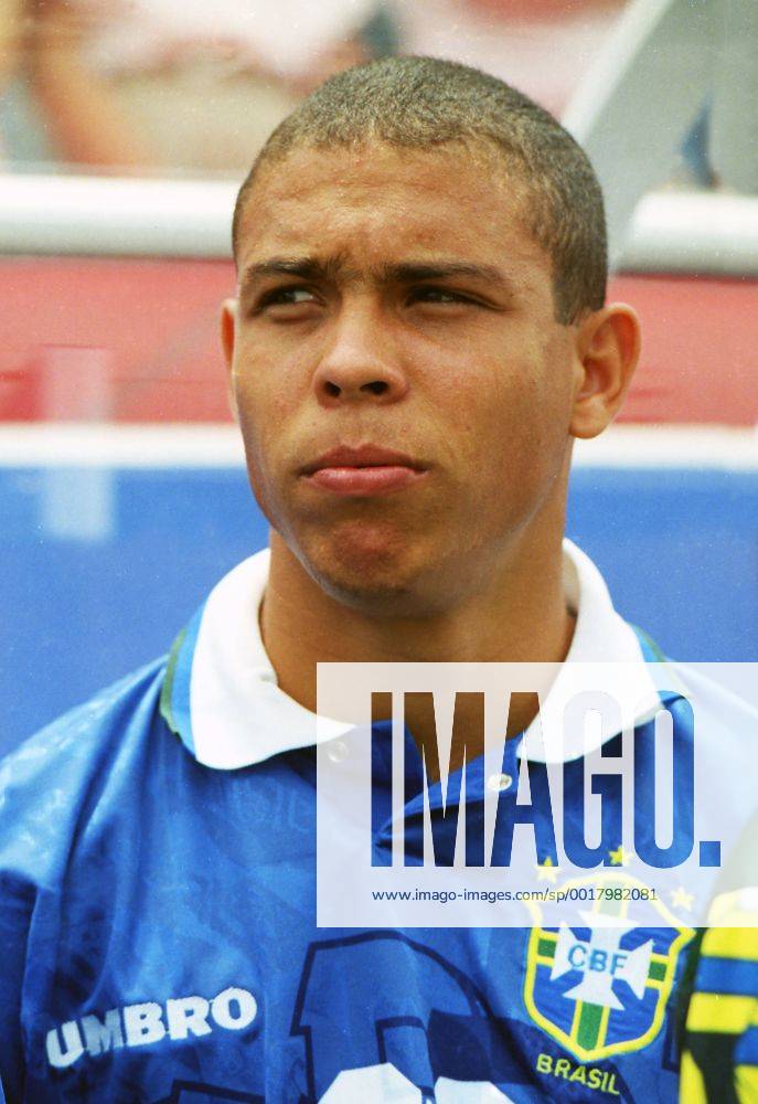 Football - 1994 World Cup (WM) - Quarter-Final: Brazil s Ronaldo at the Cotton Bowl, Dallas. 09 07 1994