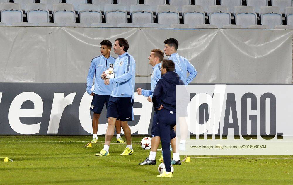 Atletico Madrid training session in Malmoe. In this picture, Diego Godin and Antoine Griezmann. xPABLOGARCIAx