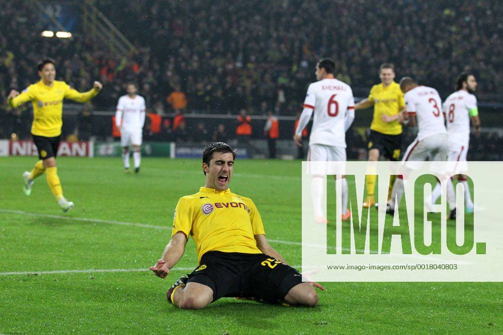 Aktuell Fussball, Champions League, Borussia Dortmund - Galatasaray Istanbul Sokratis (Borussia Dortmund 25) beim Torjubel nach dem Treffer zum 2:0 Borussia Dortmund vs Galatasaray Istanbul,Fussball , Champions League, 04.11.2014 EP_JSE