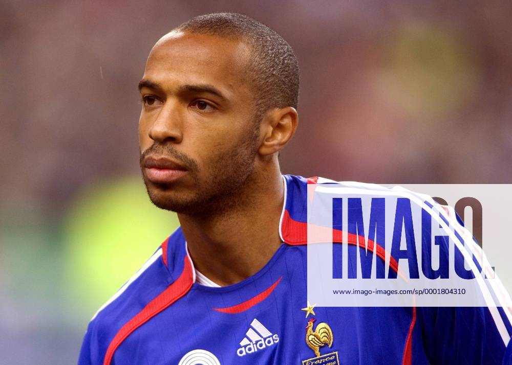 Thierry Henry (Frankreich) Fußball Länderspiel Herren Länderspiel 2005, Freundschaftsspiel, Test, Testspiel, Nationalmannschaft, Nationalteam Porträt Paris