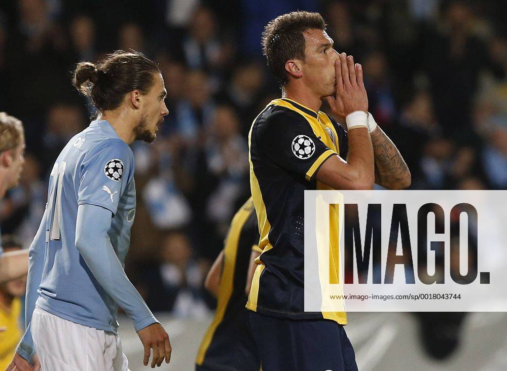 Aktuell Fussball, Champions League, Malmoe FF - Atletico Madrid Malmö FF - Atletico Madrid Mario Mandzukic dejected. xPABLOGARCIAx