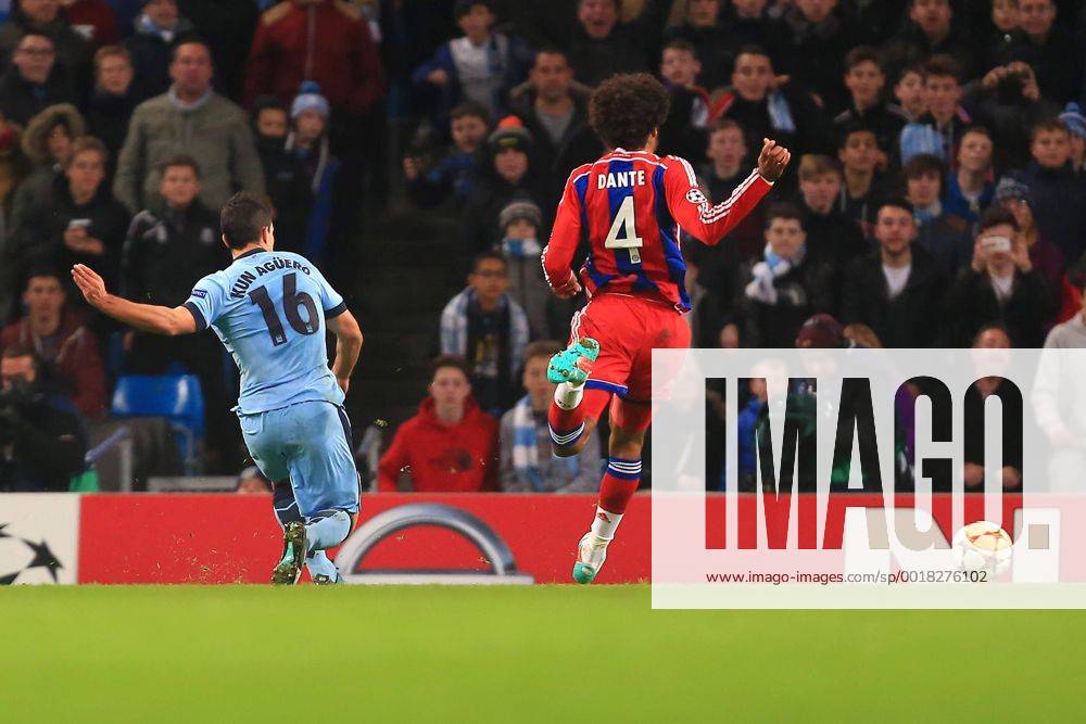 Sergio Kun Aguero of Manchester City scores to equalise at 2-2 - Manchester City vs. Bayern Munich - UEFA Champion s League - Etihad Stadium - Manchester - 25 11 2014 Pic Philip Oldham Sportimage .