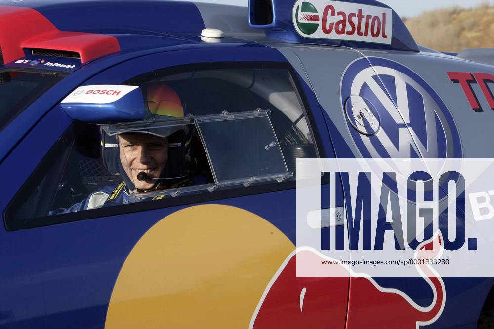 Jutta Kleinschmidt (Deutschland Volkswagen) im Cockpit ihres VW Race Touareg 2 Motorsport Damen Rallyesport 2005, Autorallye, Rallye, Autorennen, Automobilrennsport Einzelbild Helmstedt