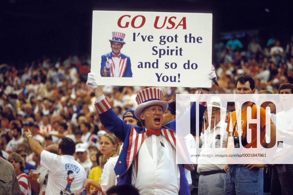 Go USA: Ive got the sprit and so do! - ein eingefleischter amerikanischer Fan hat den festen Glauben an sein Team und so glaubt er dieses habe diesen auch Fußball WM Herren Weltmeisterschaft 1994, Nationalmannschaft, Nationalteam, Länderspiel, Gruppe A Totale Detroit Freude, Begeisterung,
