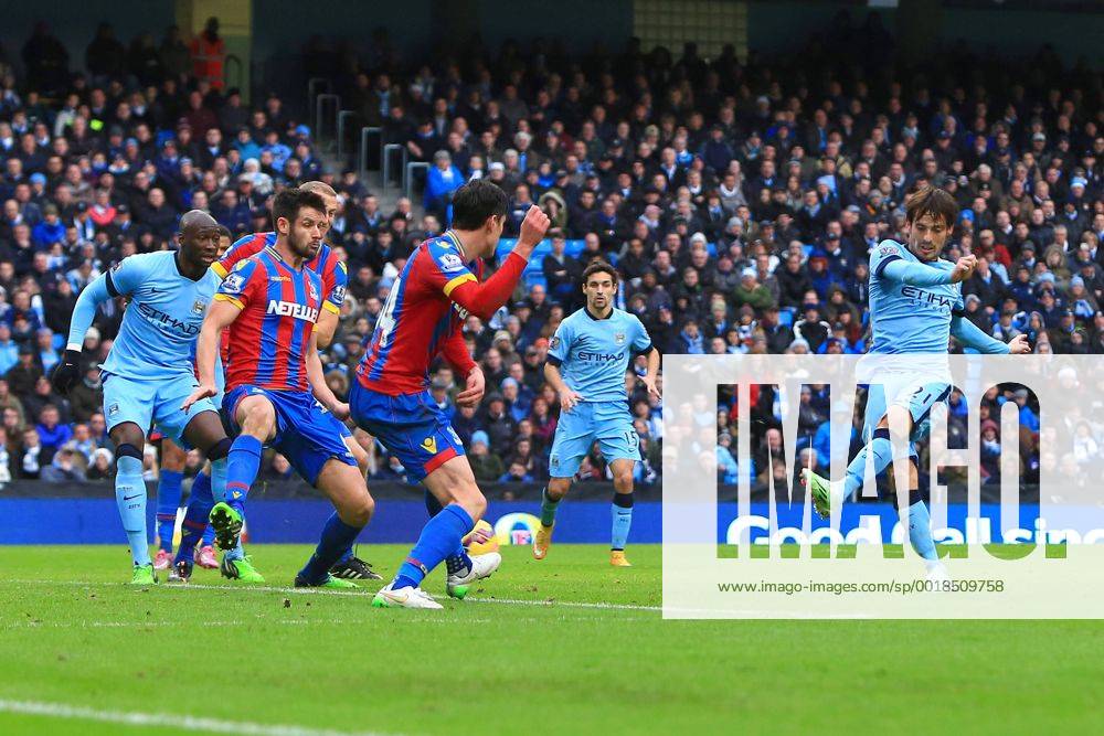 David Silva of Manchester City scores his sides second goal - Manchester City vs. Crystal Palace - Barclay s Premier League - Etihad Stadium - Manchester - 20 12 2014 .