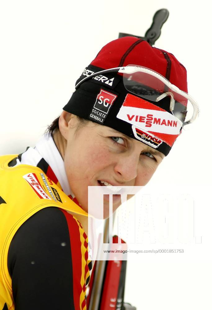 Uschi Disl (Deutschland) Biathlon Damen Weltcup 2005 2006, Welt Cup, Worldcup, World, WC, 15km, 15 km, Kilometer Einzelbild Hochfilzen