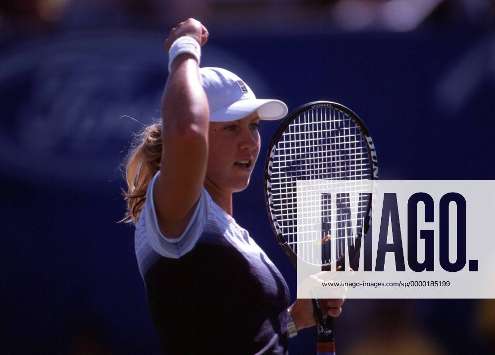 Alicia Molik (Australien) jubelt Tennis Damen Australian Open 2000, Grand Slam, WTA-Tour, Hartplatz, Hardcourt, Hartplatztennis, Hartplatzturnier Einzelbild Flinders Park Melbourne Freude,