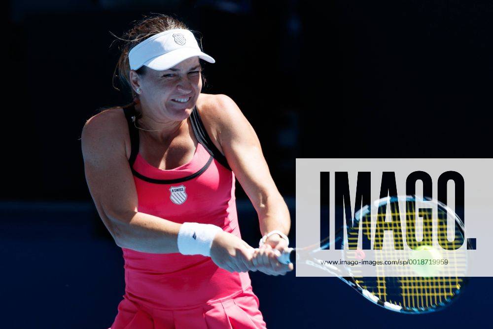 Alexandra Dulgheru (ROU) in action in a 1st round match on day one of the 2015 Australian Open grand slam tennis tournament at Melbourne Park in Melbourne, Australia. SydneyTennis 2015: Australian Open JAN 19 - ZUMAc04_