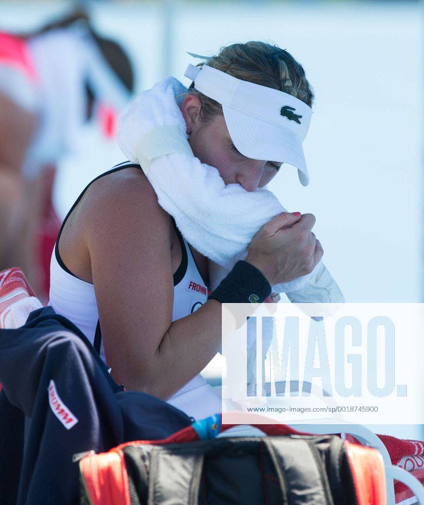 Timea Bacsinszky (SUI) - Australian Open 2015 - - Melbourne Park Tennis Centre - Melbourne - Victoria - Australia