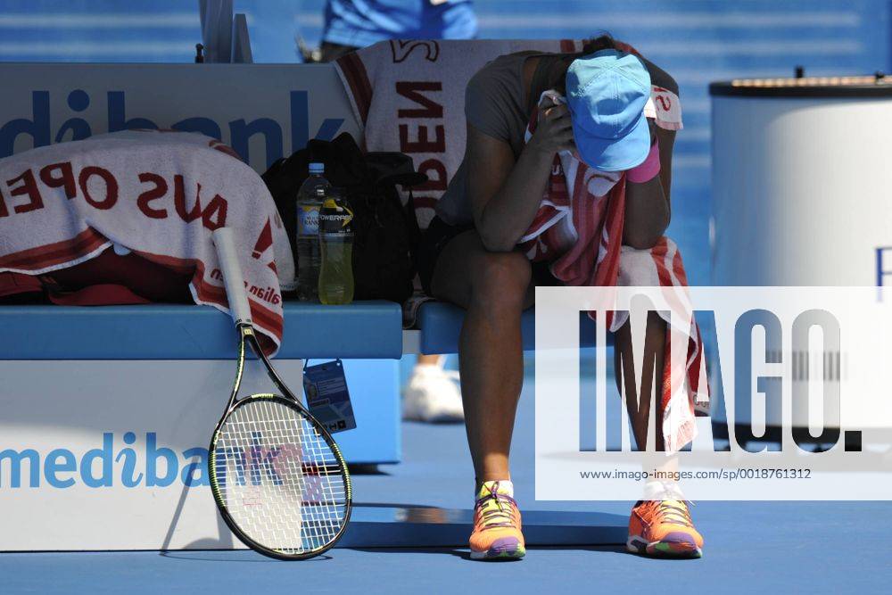 Australian Open Tennis from Melbourne Park. Varvara Lepchenko of the USA rests feeling the heat during her match against Agnieszka Radwanska of Poland on day six of the 2015 Australian Open at Melbourne Park, Melbourne, Australia. Limx ActionPlus11591796