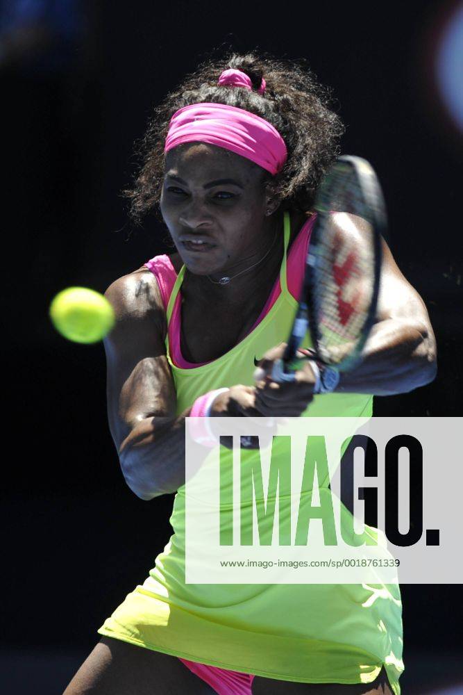 Australian Open Tennis from Melbourne Park. Serena Williams of the USA returns a shot in her match against Elina Svitolina of Ukraine on day six of the 2015 Australian Open at Melbourne Park, Melbourne, Australia. Limx ActionPlus11591823