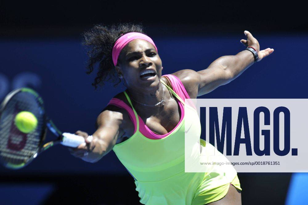 Australian Open Tennis from Melbourne Park. Serena Williams of the USA returns a shot in her match against Elina Svitolina of Ukraine on day six of the 2015 Australian Open at Melbourne Park, Melbourne, Australia. Limx ActionPlus11591835