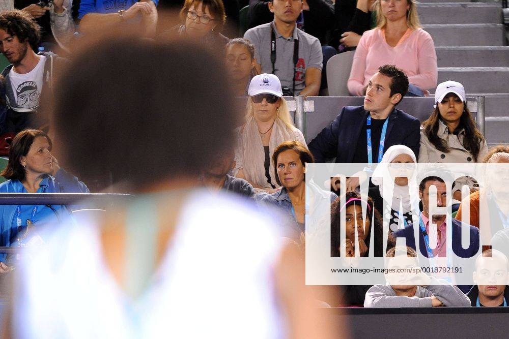 Venus Williams (USA) Serena Williams (USA) Patrick Mouratoglou (FRA) TENNIS : Australian Open- Melbourne - 26 01 2015 TennisMagazine