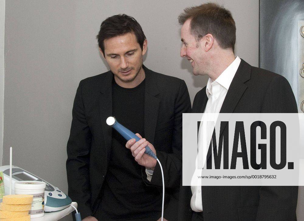 English professional footballer Frank Lampard and Carl Todd pictured as he officially opens the new Carl Todd Clinic in Swindon. . JANUARY 26th 2015 RWNx15264