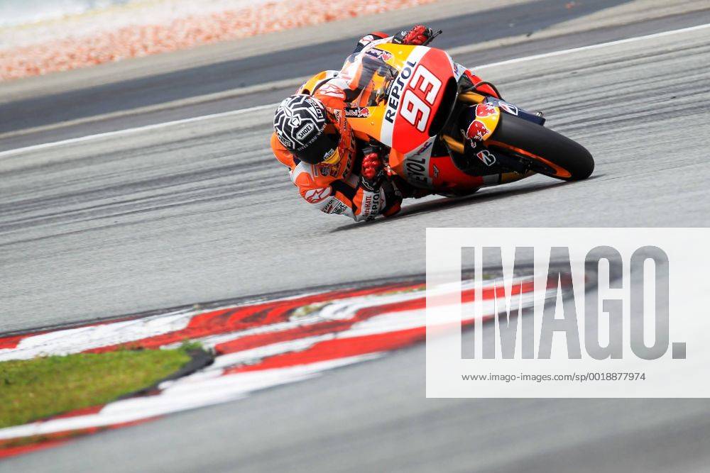 Marc Marquez of Repsol Honda Team in action during the first day of the first official MotoGP testing session held at Sepang International Circuit in Sepang, Malaysia. AUTO: FEB 04 MotoGP - Testing Icon3781502048028