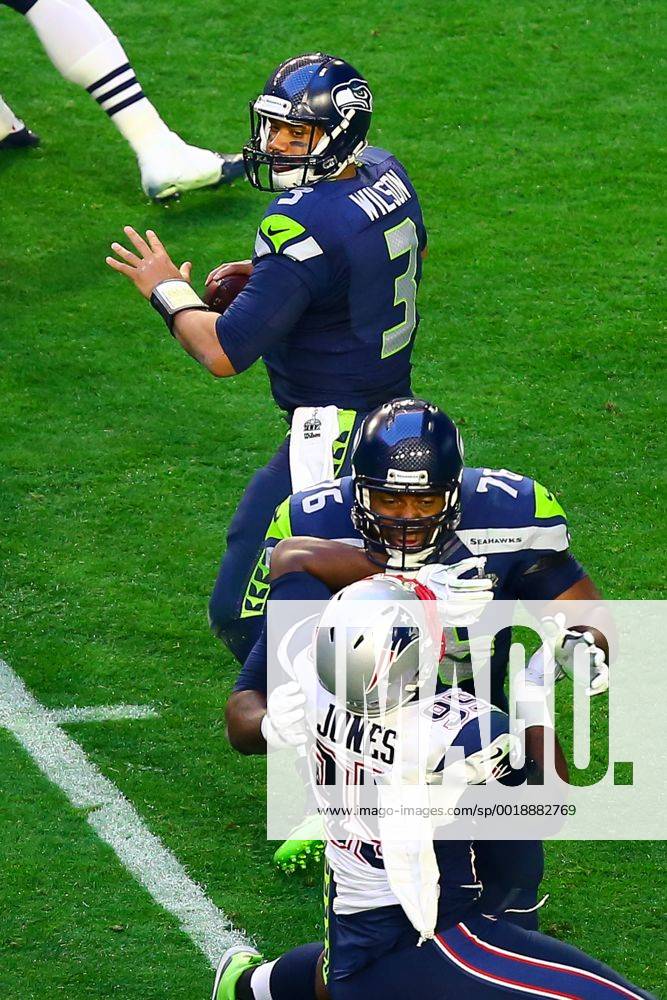 01 FEB 2015: Seattle Seahawks quarterback Russell Wilson (3) during the second quarter of Super Bowl XLIX being played at University of Phoenix Stadium. The New England Patriots defeat the Seattle Seahawks 28-24 in Super Bowl XLIX at University of Phoenix Stadium in Glendale Arizona. NFL American Football Herren USA FEB 01 Super Bowl XLIX - Patriots v Seahawks Icon020115279