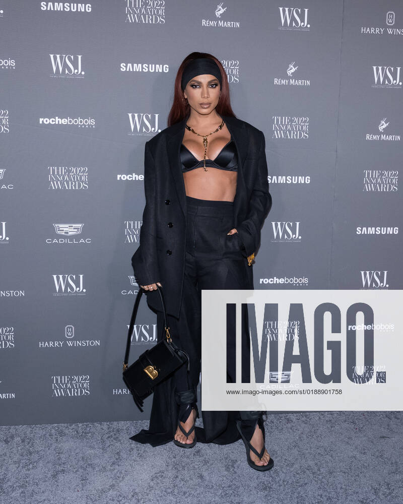 Anitta arrives on the red carpet for the WSJ. Magazine Innovator Awards at the Museum of Modern Art in New York City on Wednesday, November 2, 2022. 1 NYP20221102554 GabrielexHoltermann