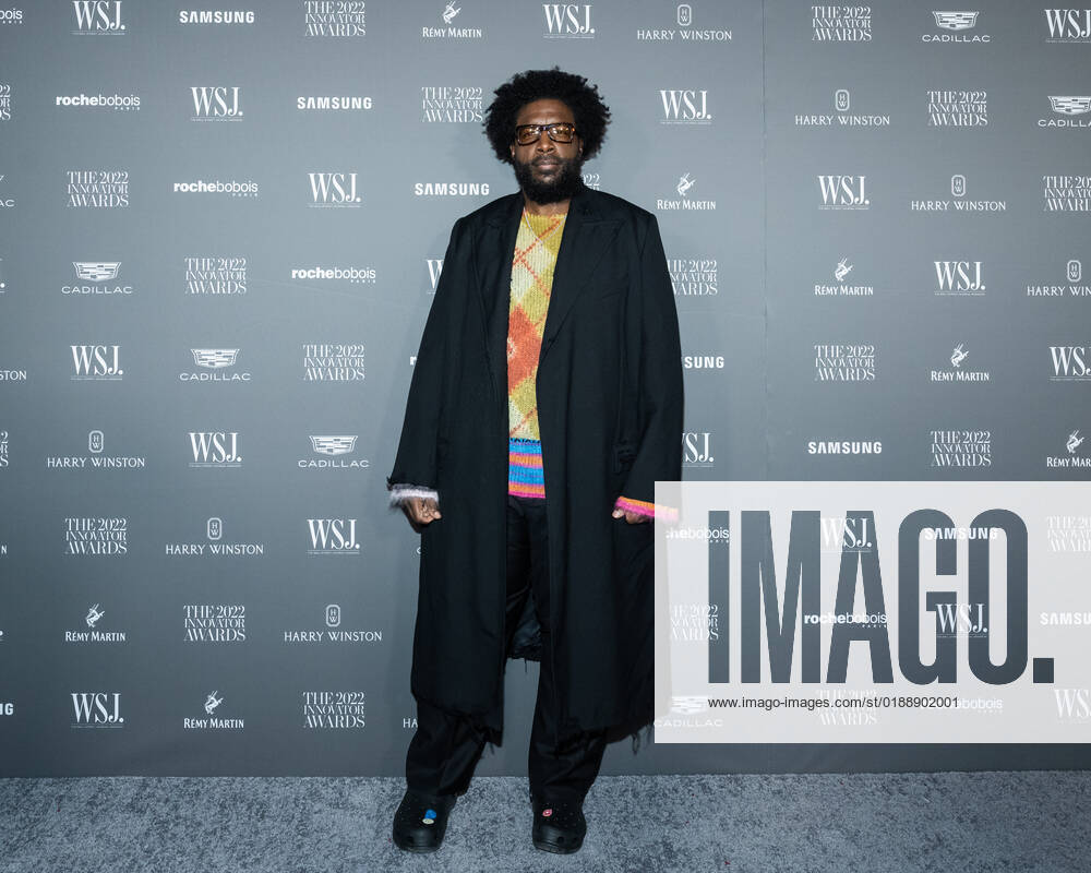 Questlove arrives on the red carpet for the WSJ. Magazine Innovator Awards at the Museum of Modern Art in New York City on Wednesday, November 2, 2022. 1 NYP20221102599 GabrielexHoltermann