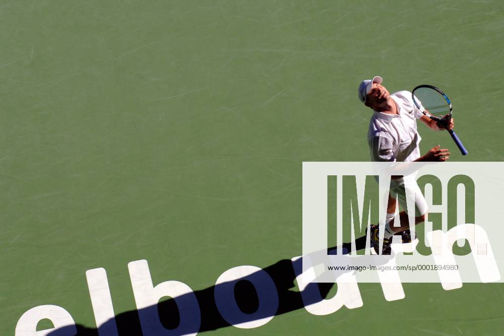 Andy Roddick (USA) verzweifelt Tennis Herren Australian Open 2006, Grand Slam, ATP Tour, Hartplatz, Hardcourt, Hartplatztennis, Hartplatzturnier Einzelbild Melbourne Enttäuschung, Verzweiflung,