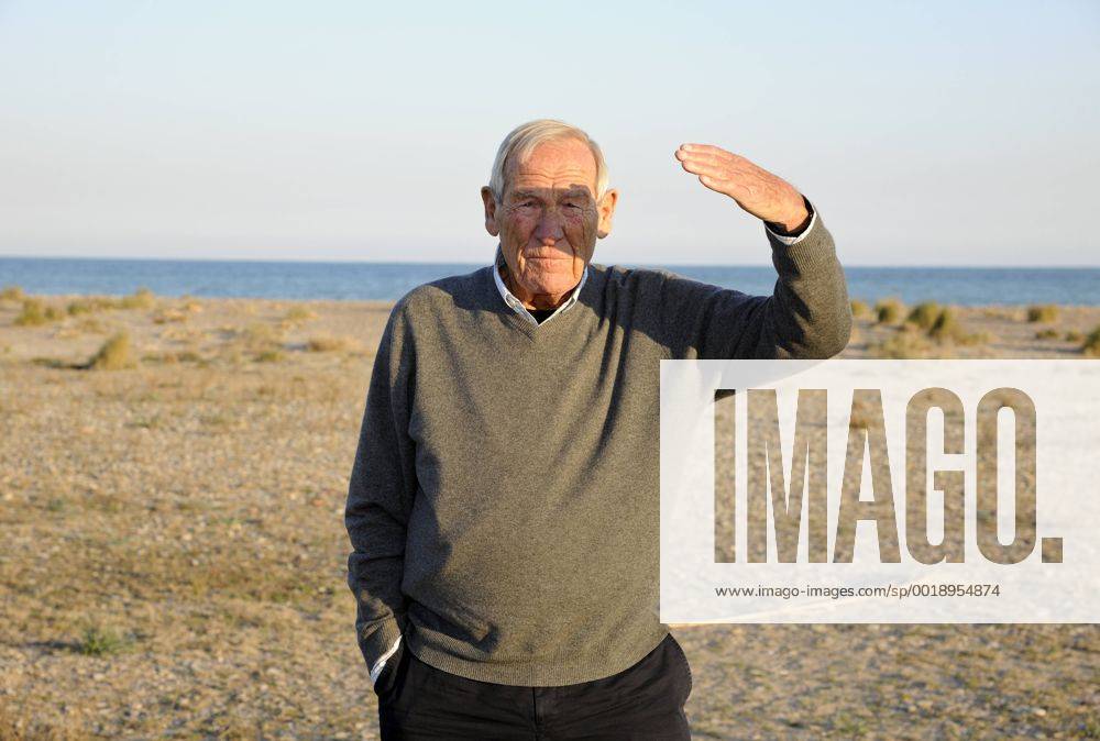 Bernhard Carl -Bert- TRAUTMANN IN VALENCIA