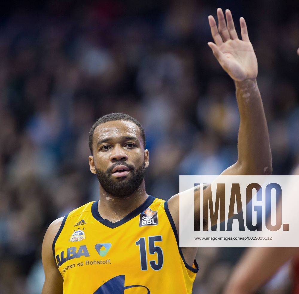 Berlin, Deutschland, 18.02.2015: BEKO BBL Pokal-Qualifikation Liga 2014 2015 - Alba Berlin - FC Bayern Muenchen München. Reggie Redding (Alba)
