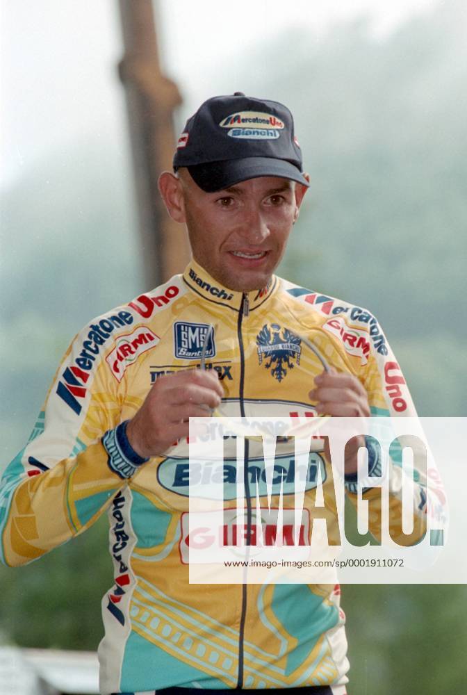 Marco Pantani (Italien Mercatone Uno) - Radsport Herren Giro d Italia 1998, dItalia, Straßenradsport, Straße, Rad, Vneg Einzelbild