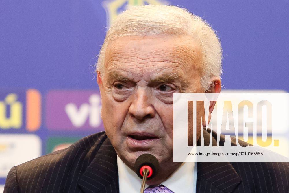 Rio de Janeiro RJ - Brazilian team coach Rio de Janeiro. Here pictured CBF president Jose Maria Marin. MarlonxFalcao