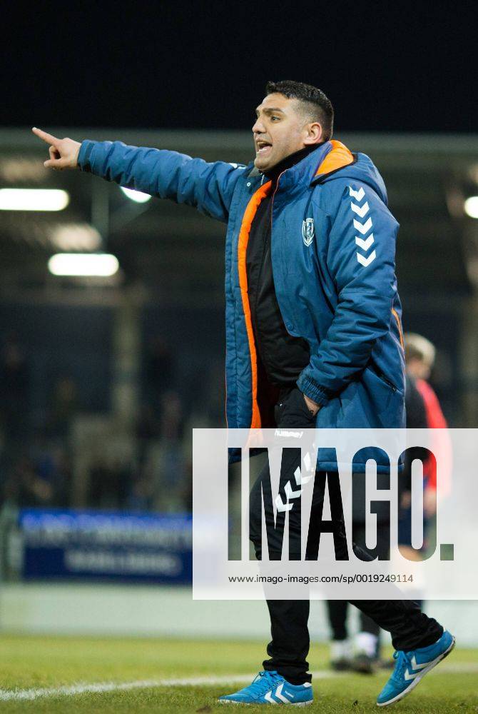 Potsdam, Deutschland, 13.03.2015: Fußball NOFV Regionalliga Nordost Saison 2014 2015 - SV Babelsberg 03 - Budissa Bautzen. Trainer Cem Efe (SVB 03)