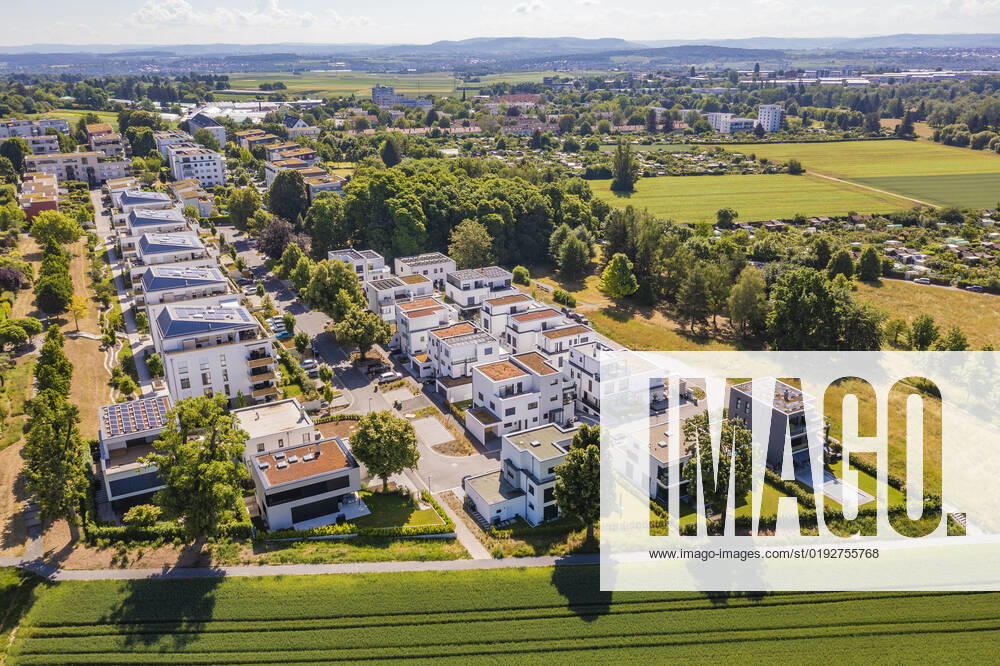 Germany, Baden-Wurttemberg, Ludwigsburg, Aerial view of rural suburb with modern energy efficient houses, Ludwigsburg WDF07061