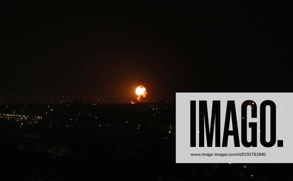 Fire and smoke billowing in the background following an Israeli air strike on Khan Yunis, Fire and smoke billowing in the background following an Israeli air strike on Khan Yunis, southern Gaza Strip, on 4 Nobember,2022. photo by Ashraf Amra Gaza Gaza Strip Occupied Palestinian Territory 041122_Gaza_ASH_00 (3)