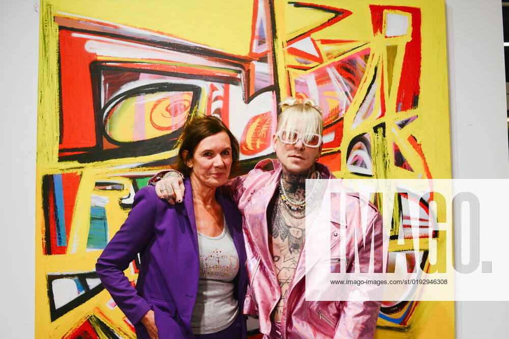 Opening Of Horizon Exhibition By Alexander Höller In Cologne Artist Alexaner Höller and Gallery owner Martina Kaiser pose during his opening exhibition Horizon at Galerie Martina Kaiser in Cologne, Germany on Nov. 4, 2022 Cologne Germany