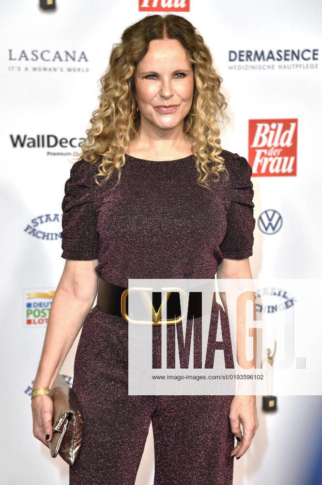 Katja Burkard at the 15 award ceremony of the Golden Woman 2022 at the Stage Theater Neue Flora Hamburg, 09 11 2022 Foto:xN.xKubelkax xFuturexImage