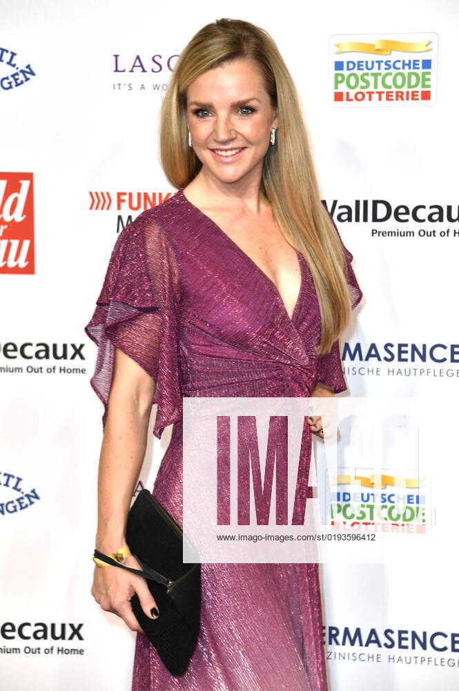 Kim Sarah Brandts at the 15 award ceremony of the Golden Woman 2022 at the Stage Theater Neue Flora Hamburg, 09 11 2022 Foto:xN.xKubelkax xFuturexImage