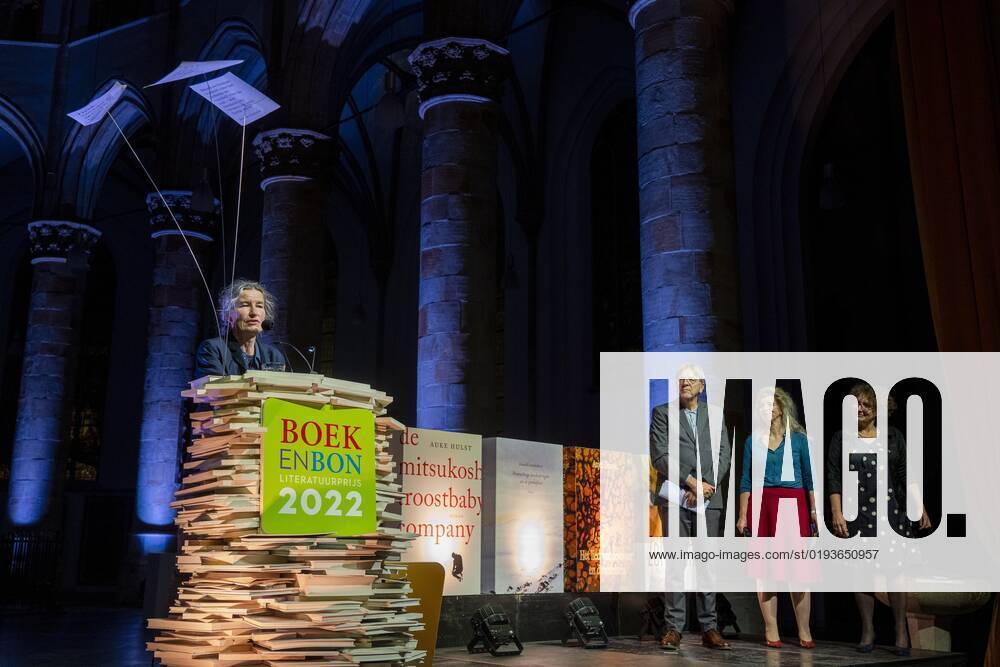 2022 11 10 21 22 23 THE HAGUE Anjet Daanje has won the Boekenbon Literature Prize 2022 with The song of stork and dromedary This year the award ceremony took place in the Grote of Sint Jacobskerk ANP LEX VAN LIESHOUT netherlands out belgium out