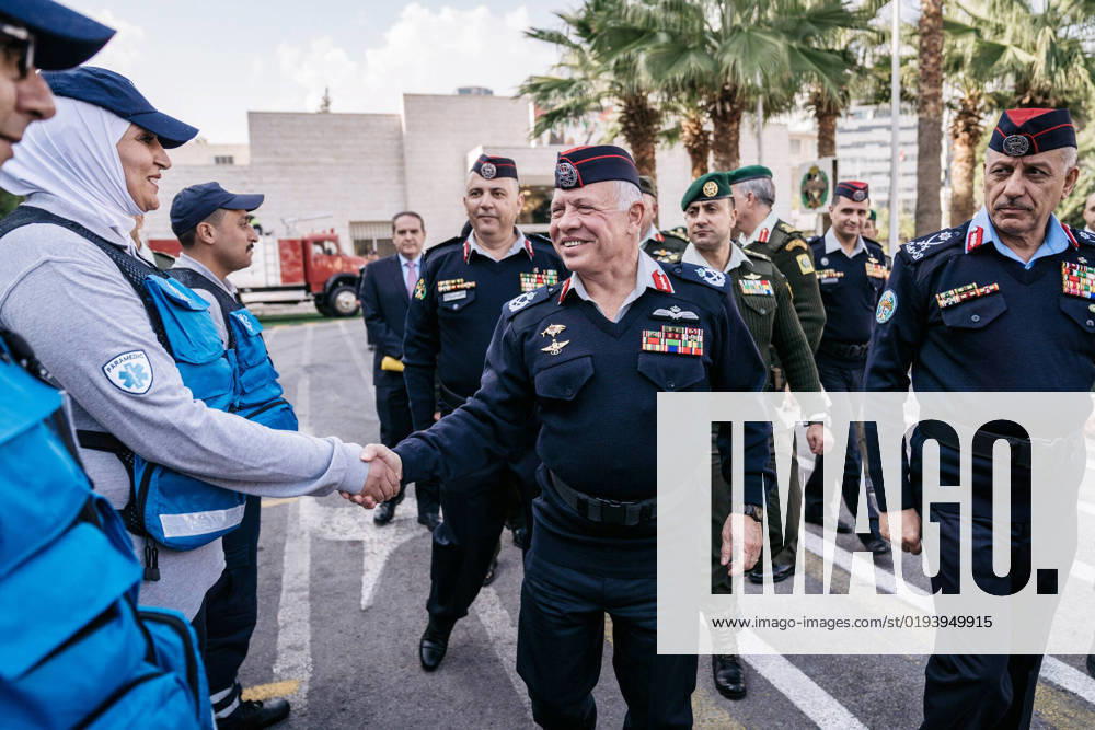 Jordan s King Abdullah II visits the Civil Defence Department in Amman, Jordan Jordan s King Abdullah II visits the Civil Defence Department in Amman, Jordan on November 14, 2022. Photo by Royal Hashemite Court APAimages Amman Amman Jordan 141122_JORDAN_RHCJO_00 (4)