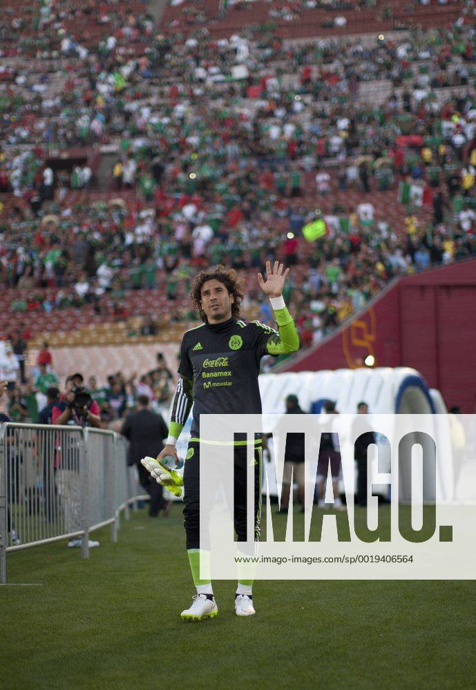 Los Angeles, CALIFORNIA, UNITED STATES OF AMERICA - Mexican goalie Guillermo Ochoa arrives at the Los Angeles Memorial Coliseum for the friendly game against the Selection of Ecuador today Saturday 28 March 2015.ARMANDO ARORIZO US News - March 28, 2015 - ZUMAa60_